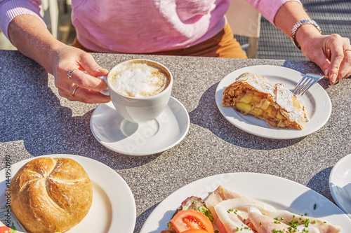 Photography Woman has breakfast.