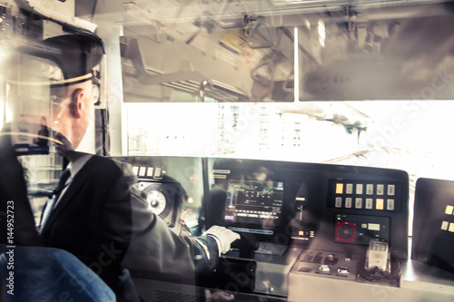 Fotografia Train driver in Tokyo Japan | Public transportation monorail on March 30, 2017