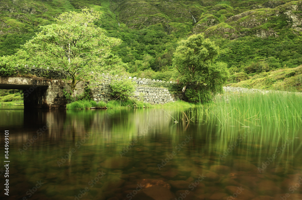 Alte Brücke Irland Bäume ruhig Alte Brücke Irland Bäume ruhig