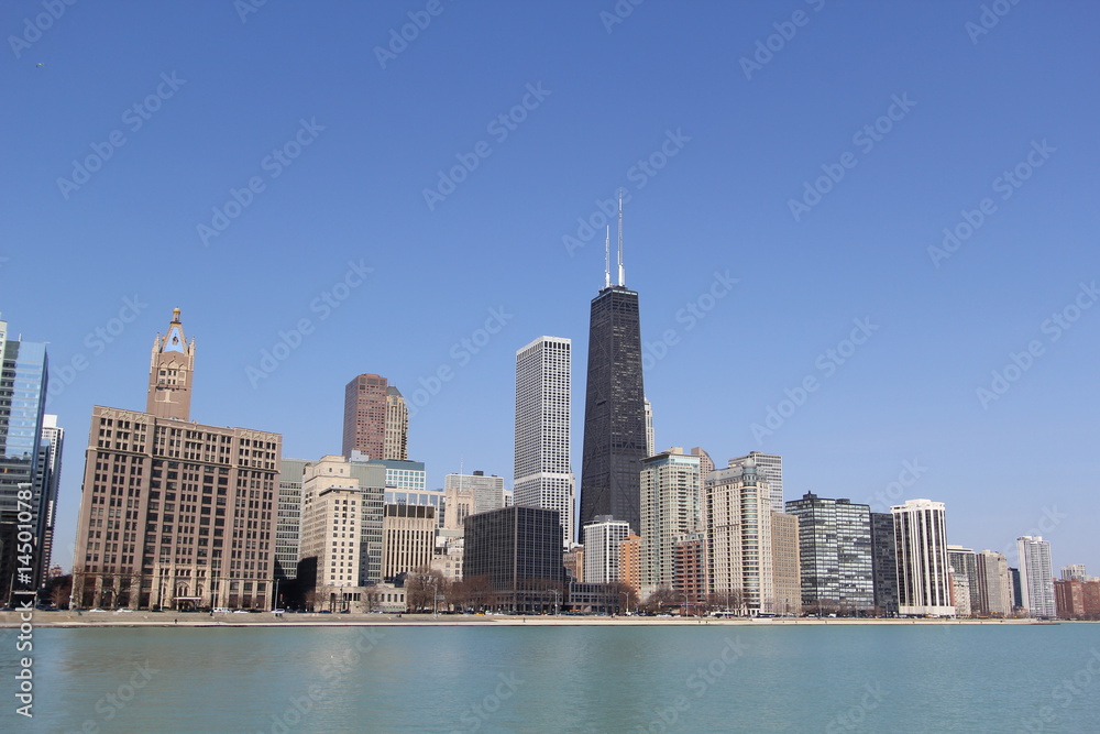 Fototapeta premium Chicago skyline and lskefront