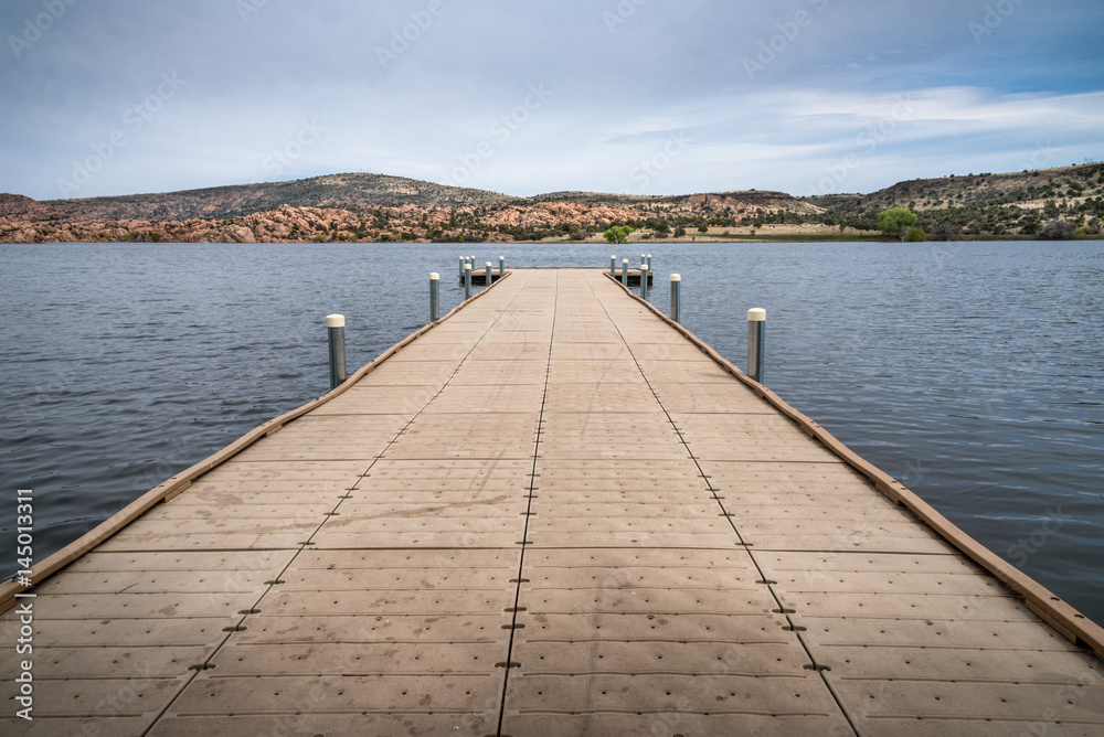 Obraz premium The Pier at Watson Lake, Prescott, Arizona