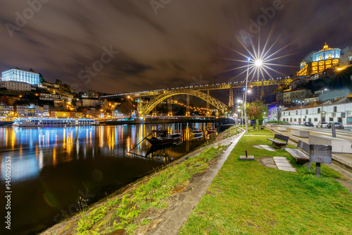 Porto. The Don Luis bridge at night.