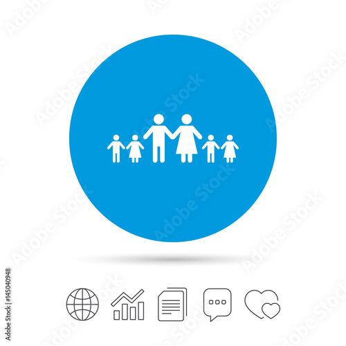 Complete large family with many children sign.