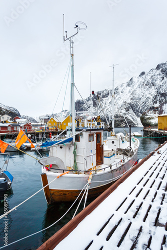 The fishing boat, Lofotens © castenoid