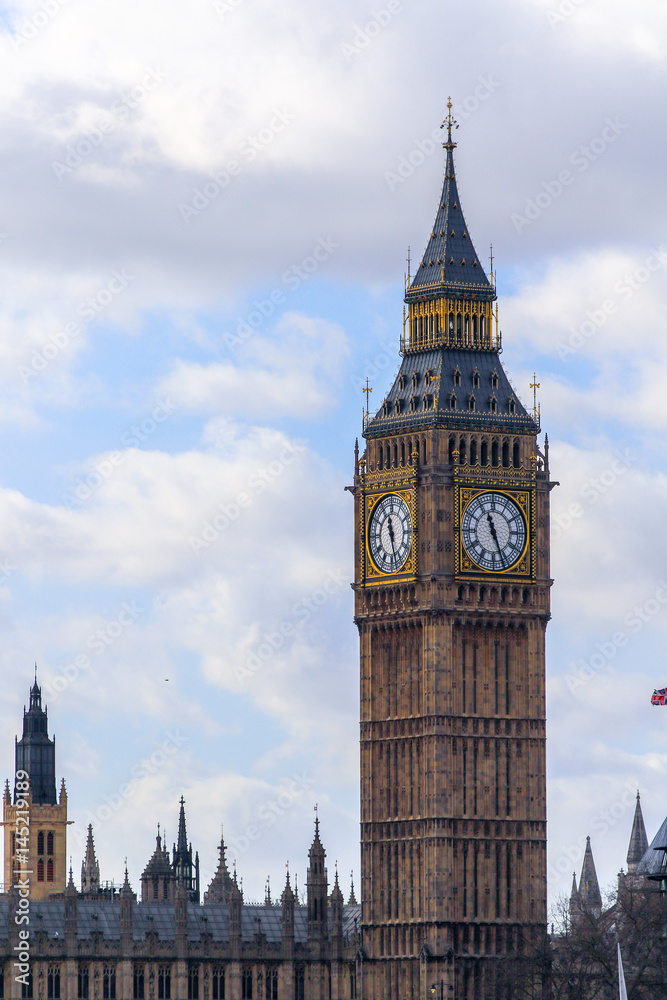 Fototapeta premium Big Ben and part of the house of parliament