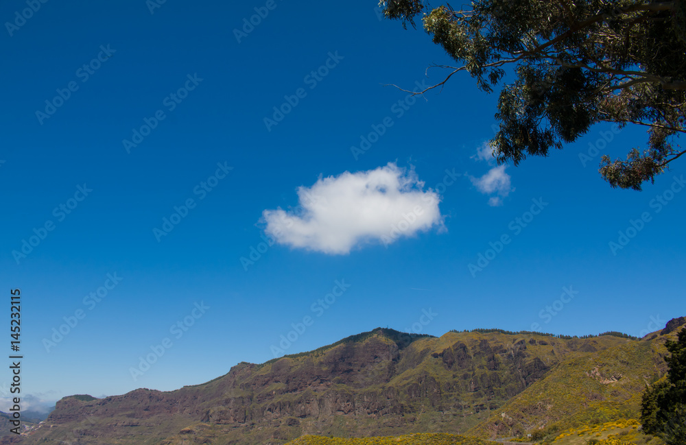 mountains on the island of gran canaria