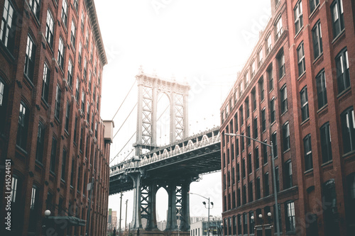 Manhattan Bridge from Washington Street - New York © TIMDAVIDCOLLECTION
