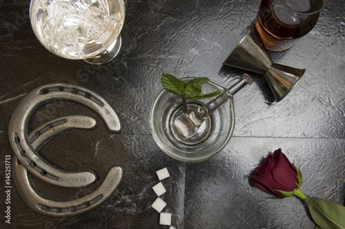 Fotografija Lay flat of deconstructed mint julep