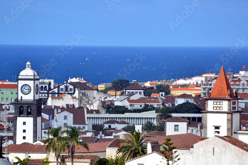 Blick über Ponta Delgada (Azoren) von der Kirche Máe de Deus