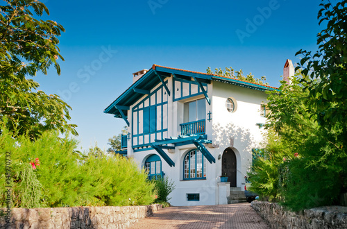 Obraz na płótnie Typical Basque house in Biarritz, Basque Country, France w salonie