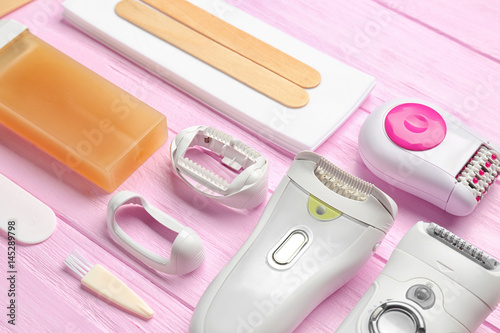 Konstfotografi Set for epilation on wooden background