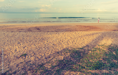  people at the sea on day time