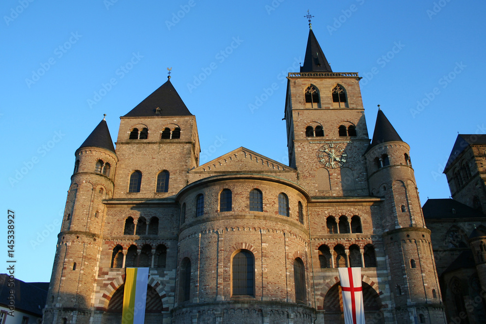 Trier Dom Cathedral with flags Trèves