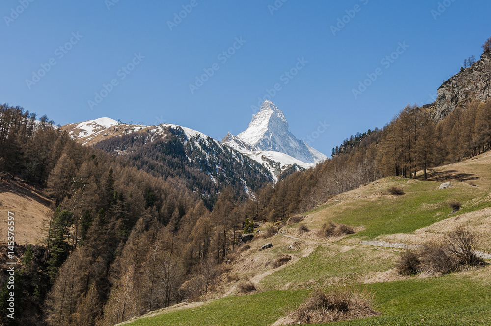 Zermatt, Dorf, Alpen, Zmutt, Furi, Matterhorn, Wallis, Schweizer Berge, Wanderweg, Frühlingswanderung, Frühling, Schweiz