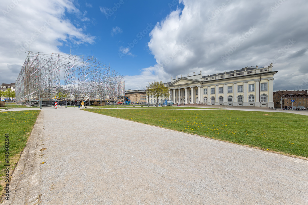Fototapeta premium Aufbau Parthenon der Bücher mit Fridericianum