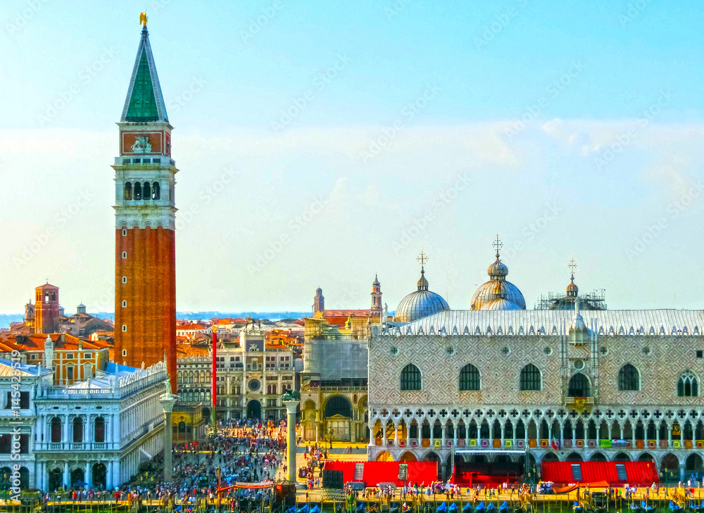 Obraz premium Beautiful view from Grand Canal on St. Marks Square