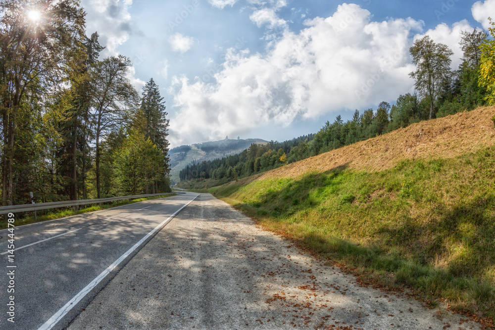 Fototapeta premium Zufahrt - Parkplätze zum großen Arber in Bayern