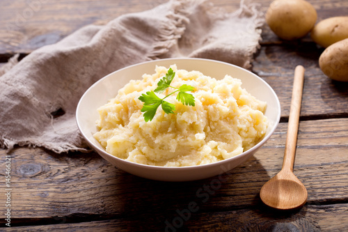 Fotografie bowl of mashed potatoes