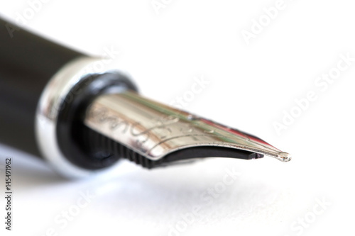 silver fountain pen nib