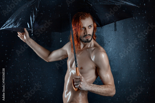 Canvastavla Handsome and wet man with lascivious eyes.