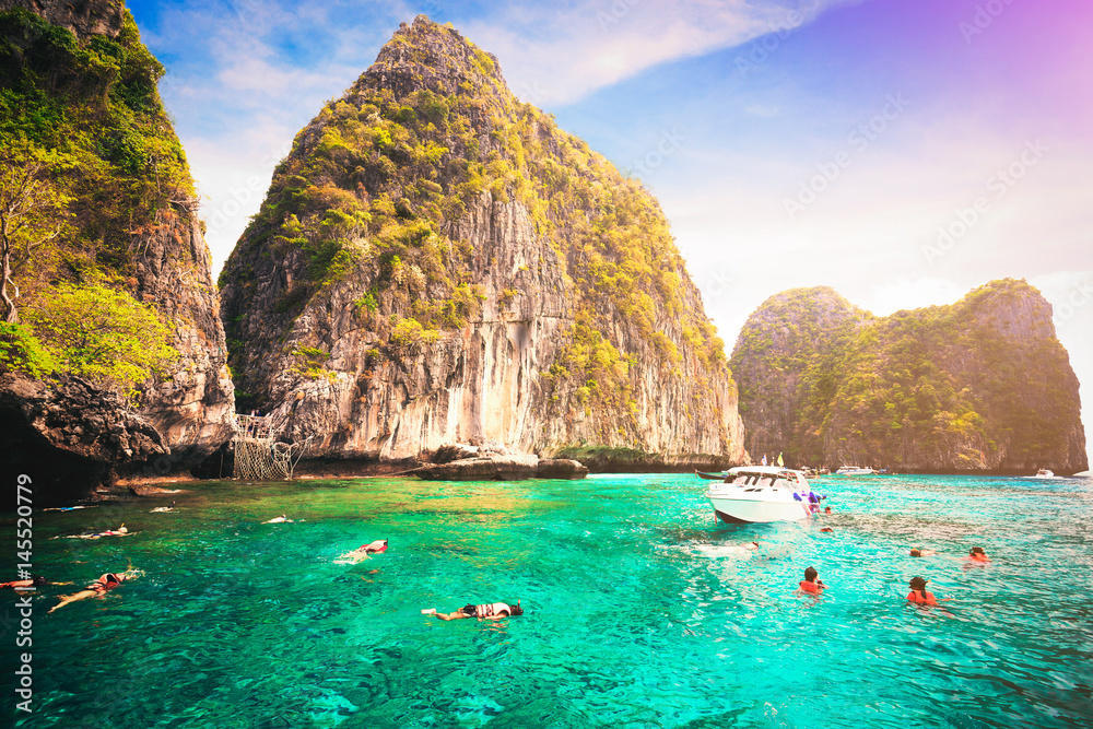 Fototapeta premium Maya bay Phi Phi Islands andaman sea Krabi, South of Thailand.