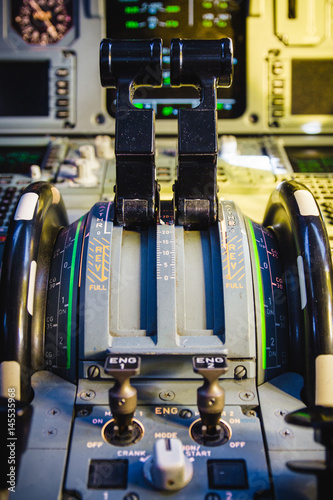 Airbus A320 thrust levers