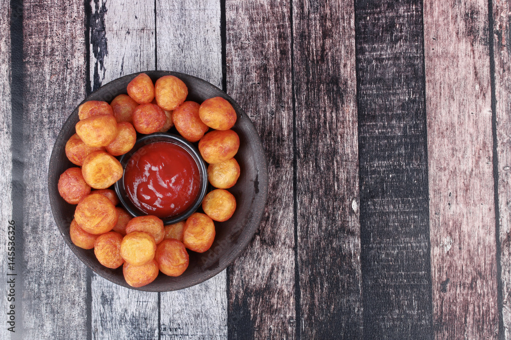 Fried mashed potato balls recipe ,Dauphine potato with tomato sauce. Fried mashed potato balls recipe ,Dauphine potato with tomato sauce.