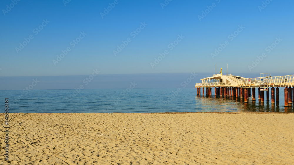 Naklejka premium lido di camaiore pier view