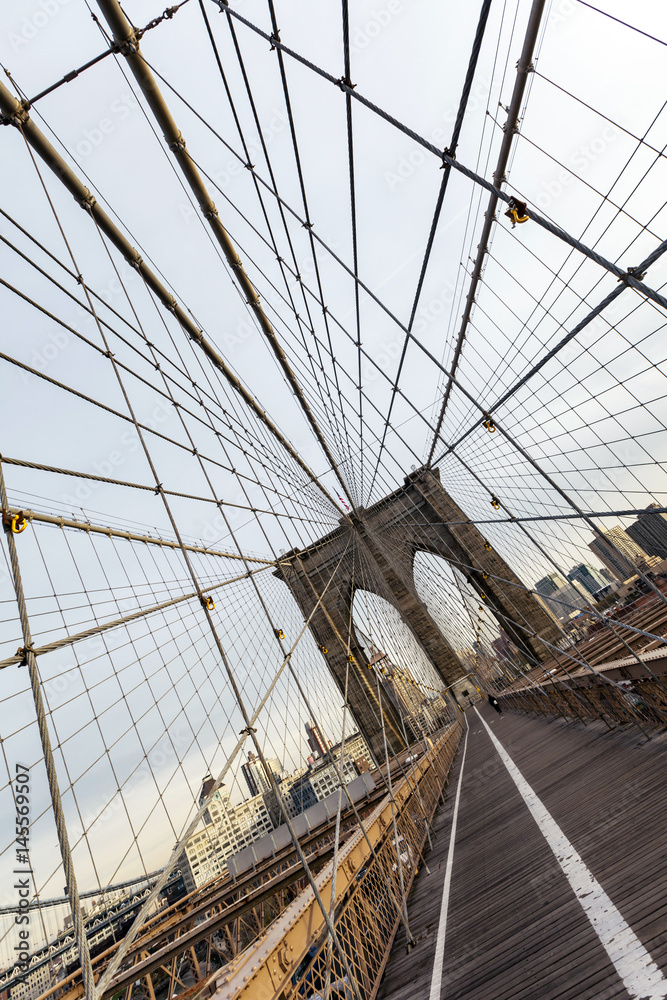 Obraz premium Brooklyn Skyline from Brooklyn Bridge