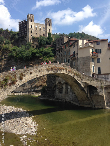 Ponte a Dolceacqua photo