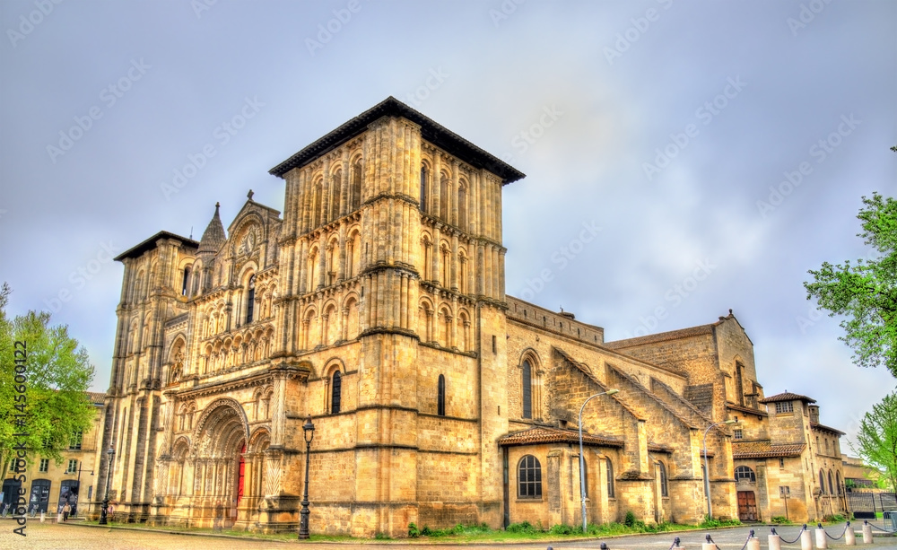 Church of the Holy Cross in Bordeaux, France