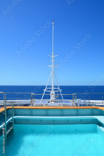 Cruise ship bow © Studio Barcelona