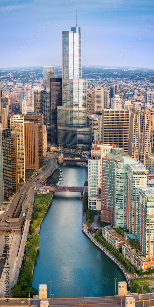 Fototapeta premium Chicago River Sunrise Aerial