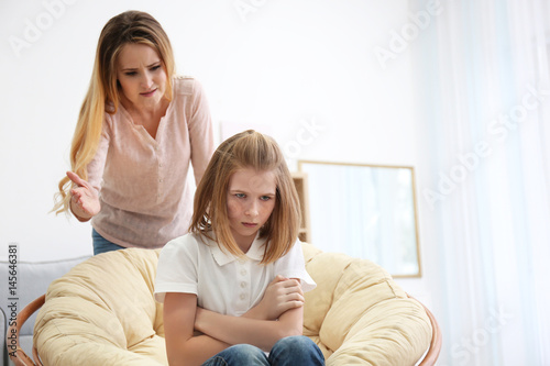 Quarrel between mother and ...