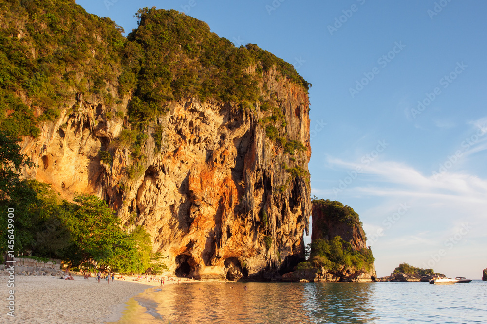 Fototapeta premium Railay beach in Krabi, Thailand