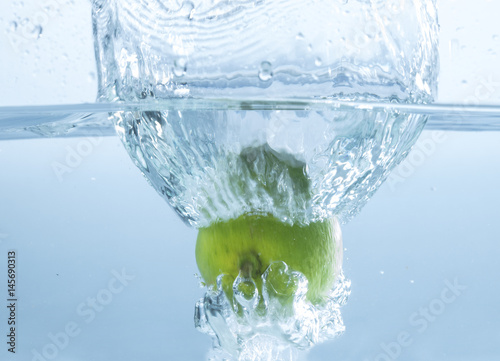 fruits in water 