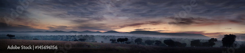 Fotografie Amanecer nublado en Extremadura