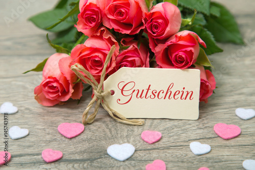 Rosen und Karte: Gutschein