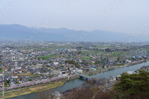 長野 松本城山公園からの眺め