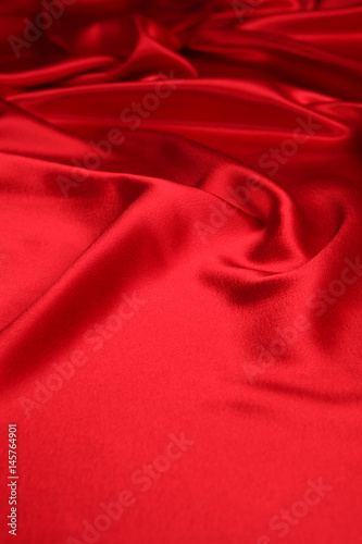Canvastavla Shiny red sateen fabric background