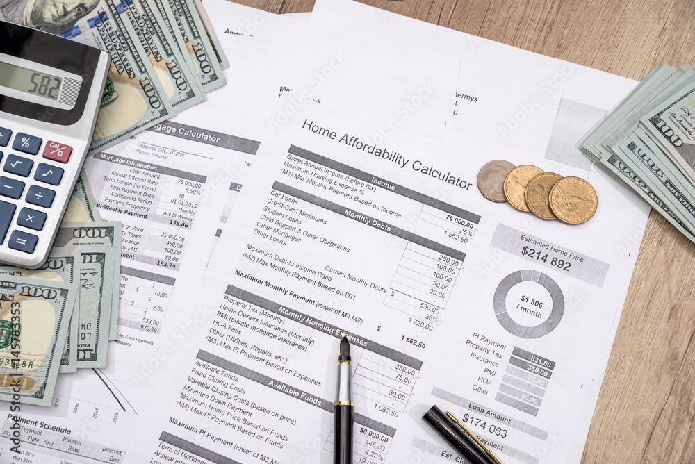 Obraz premium income statement with dollar cash and pen, bank statement, finance saving and investment concept.