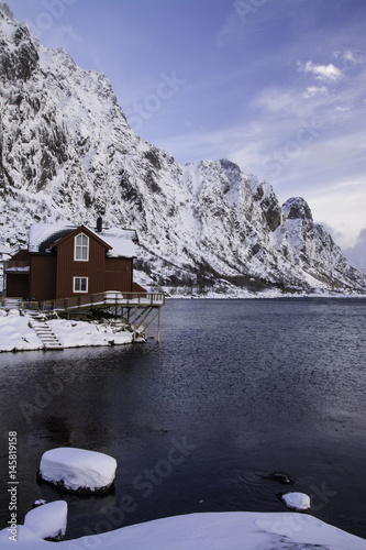 Svolvaer auf den Lofoten, Norwegen photo