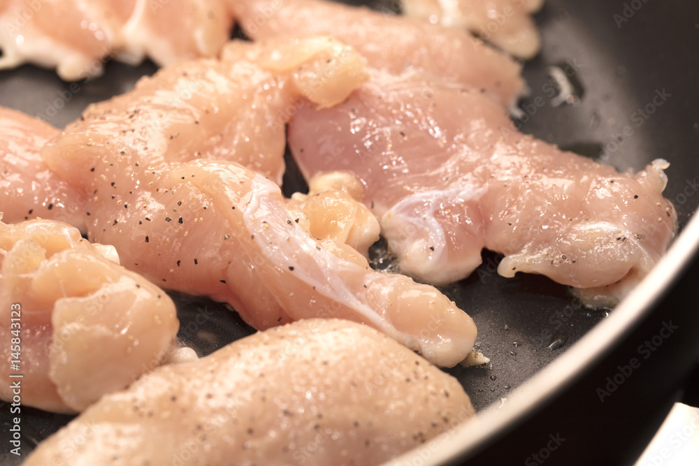Sauteed Chicken Tenders in an Orange and Lemon Sauce Sauteed Chicken Tenders in an Orange and Lemon Sauce