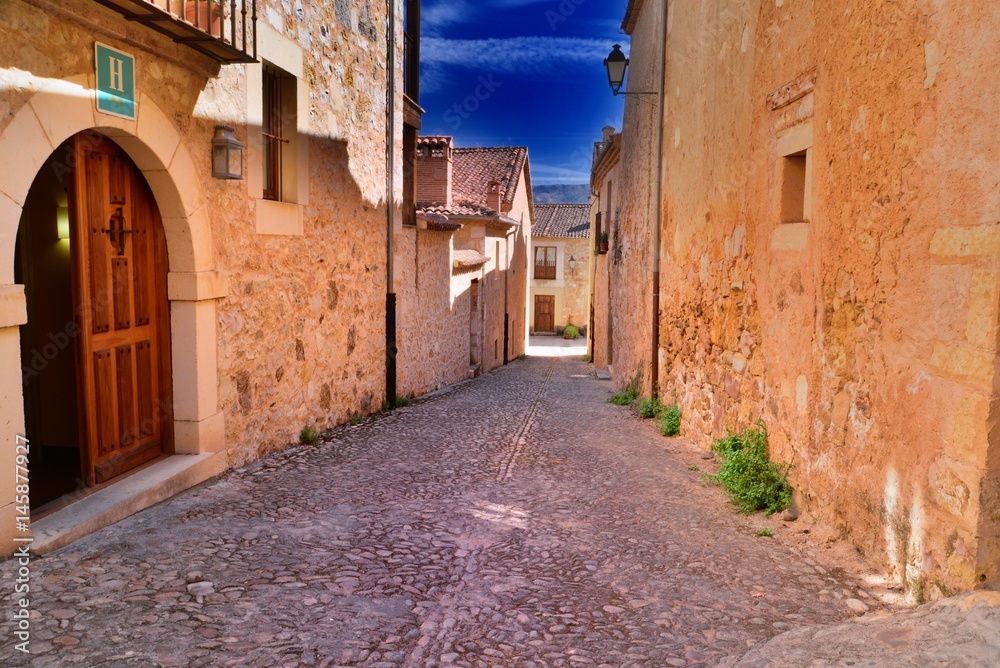 Fototapeta premium średniowieczne uliczki w Pedraza