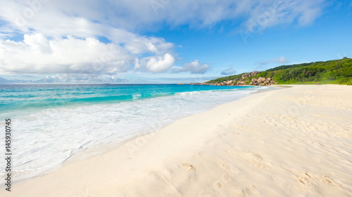 Grand Anse auf La Digue zu Sonnenaufgang