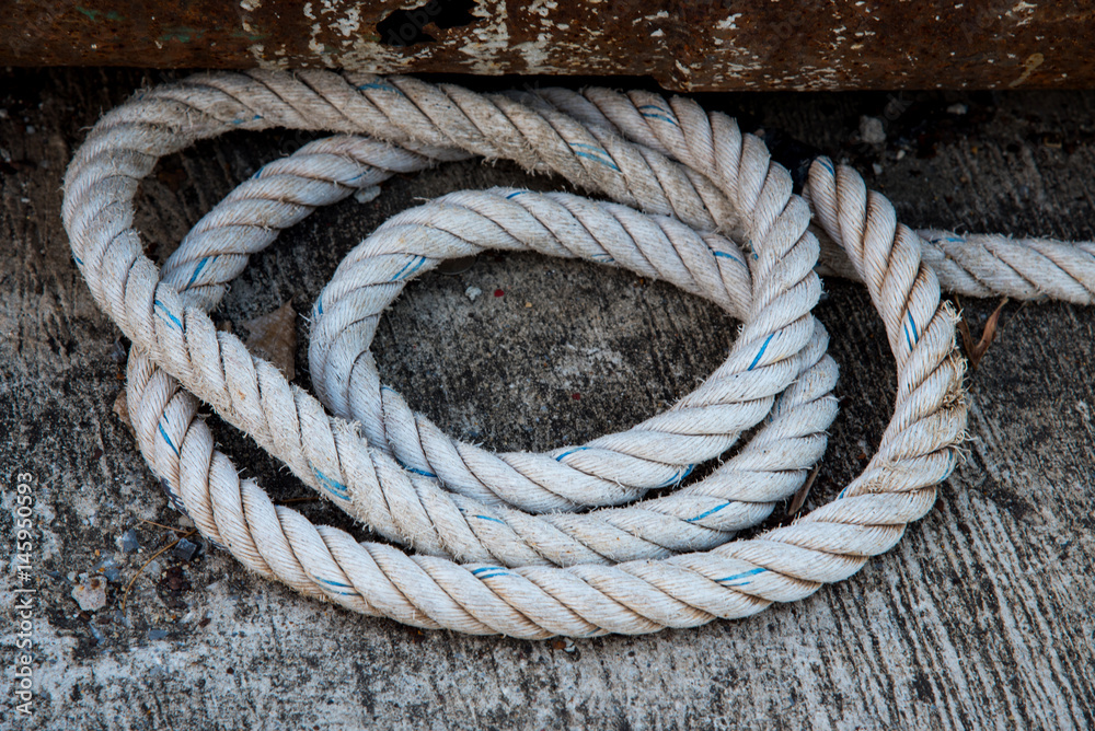 Obraz premium Coil rope on the floor