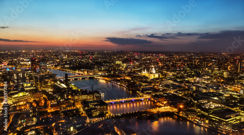 Beautiful sunset over old town of city London, England © Jag_cz