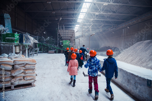 children on the tour at the factory