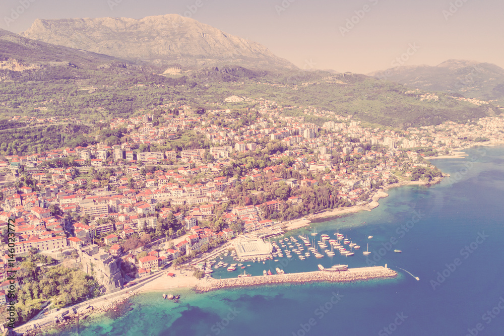 Obraz premium Top view of the city with a marina. Toned