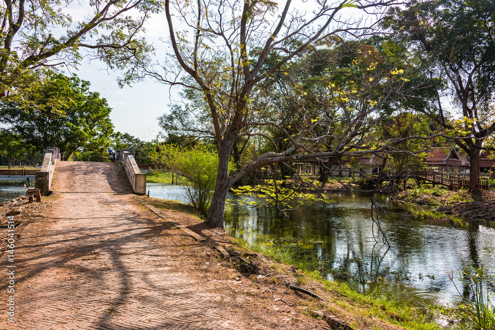 Alley along the river